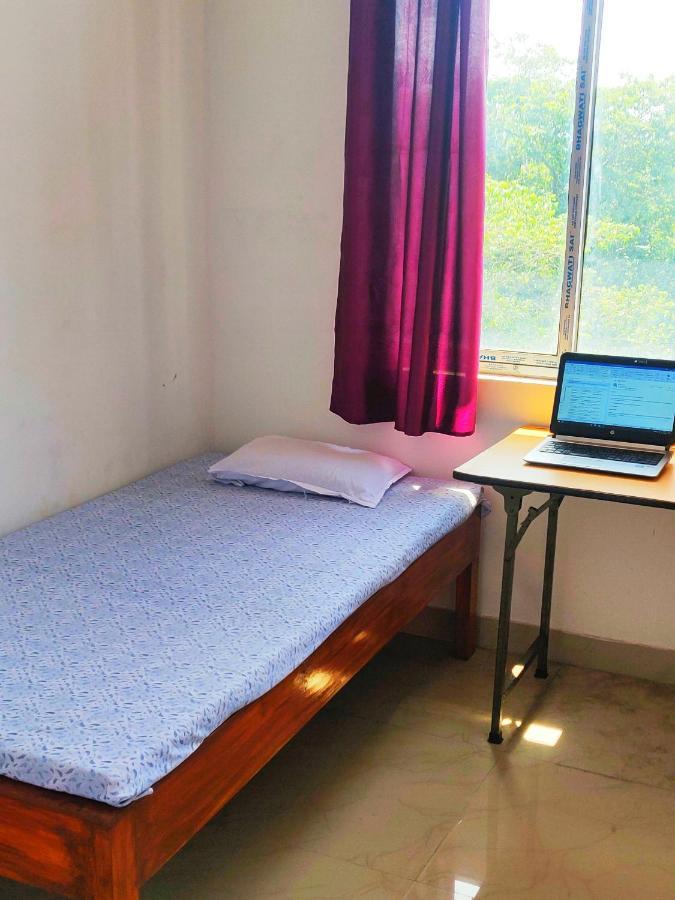 Hotel Cupidtrails Backpacker'S Penthouse Guváhátí Pokoj fotografie